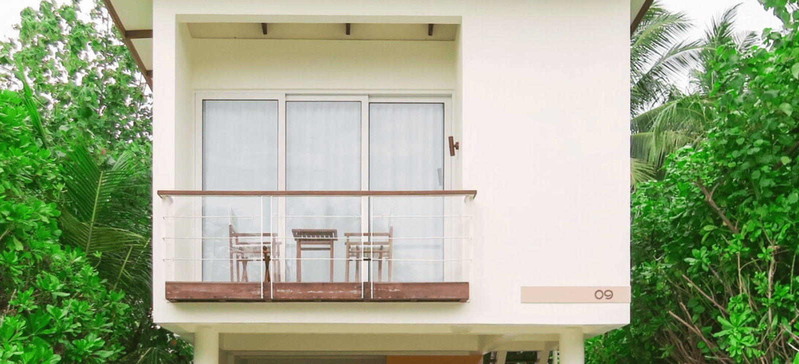 Beach House · garden view